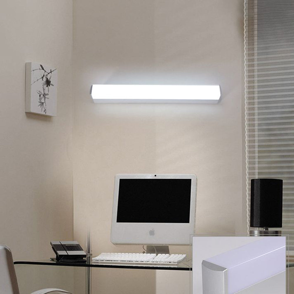 Leigh Modern Wall Lamp above Desk, Las Sola Lighting