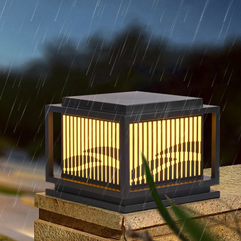 Riley Metal Outdoor Light Post in Rain