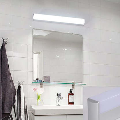 Leigh Modern Vanity Wall Lamp in bathroom setting