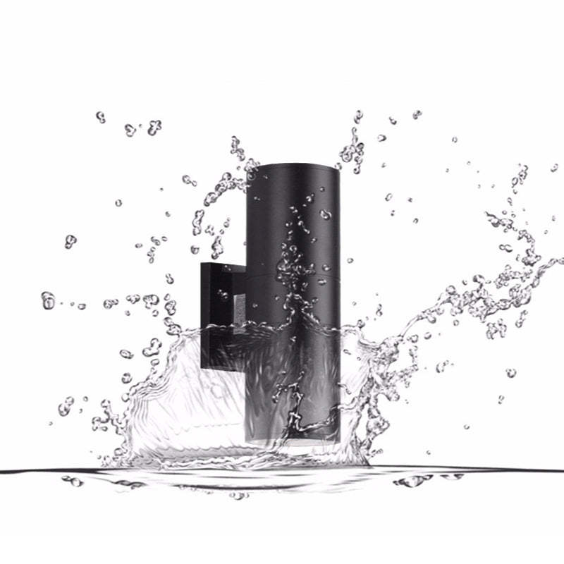 Orr outdoor wall lamp, waterproof design