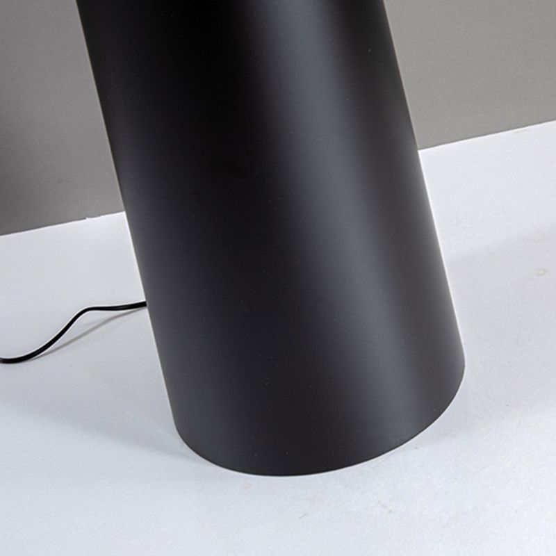 Eryn Floor Lamp: Black metal base, Nordic lighting.