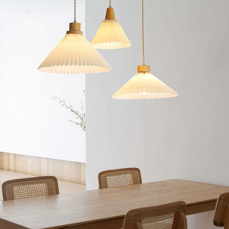 Ozawa wood pendant lights above dining table, Las Sola