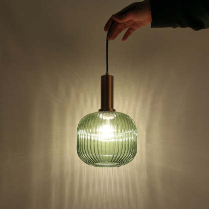 Green crystal glass Hailie pendant light, brass fitting