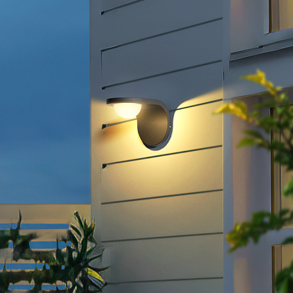 Modern solar wall lamp, Orr design. Outdoor lighting. Orr Modern Arc Metal Acrylic Solar Waterproof Adjustable Outdoor Wall Lamp