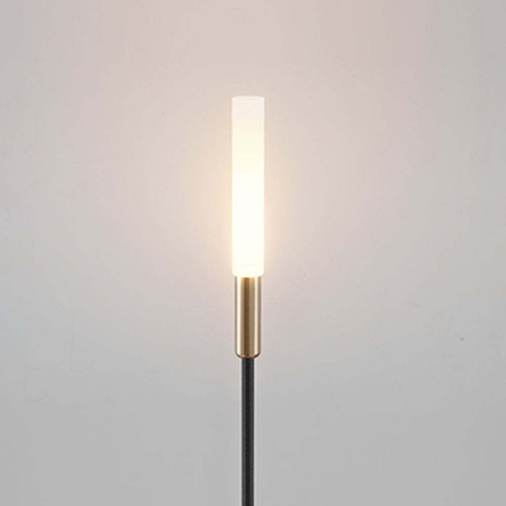 Modern outdoor post light with illuminated reed design