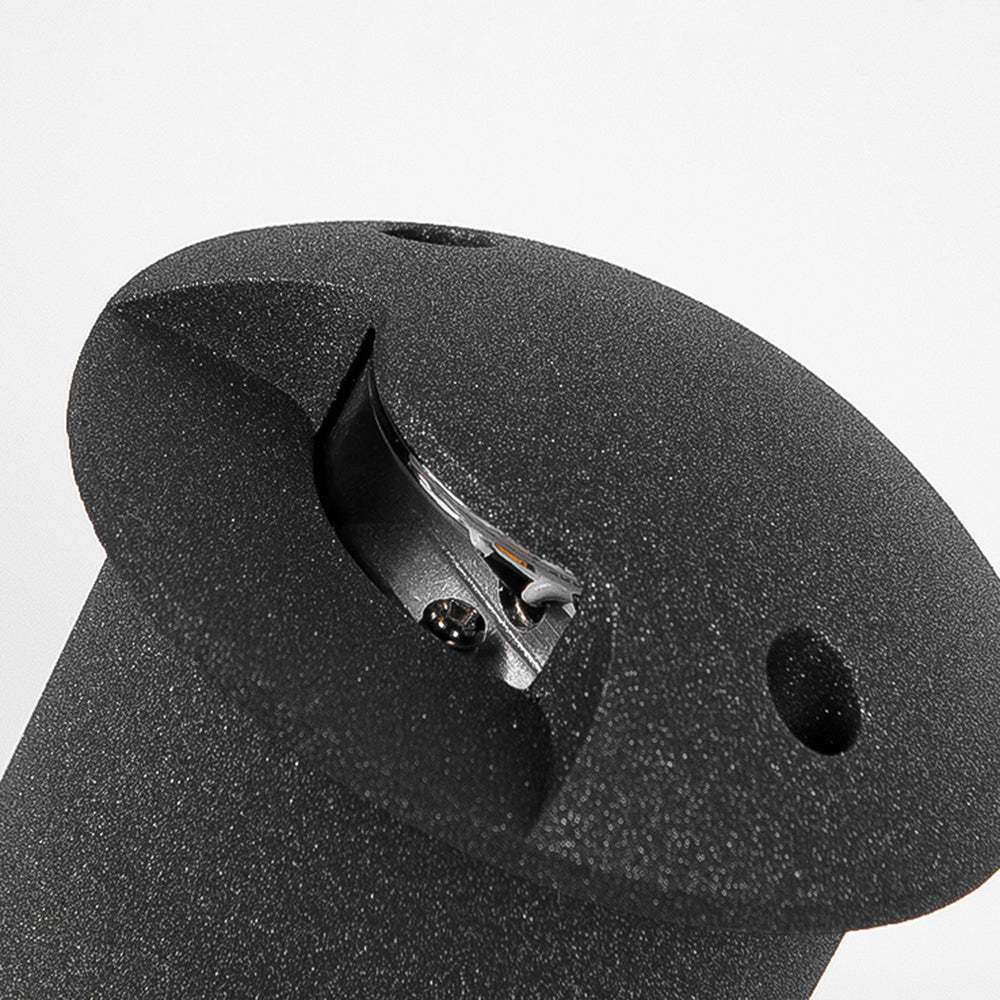 Pena Outdoor Step Light - Bulb detail