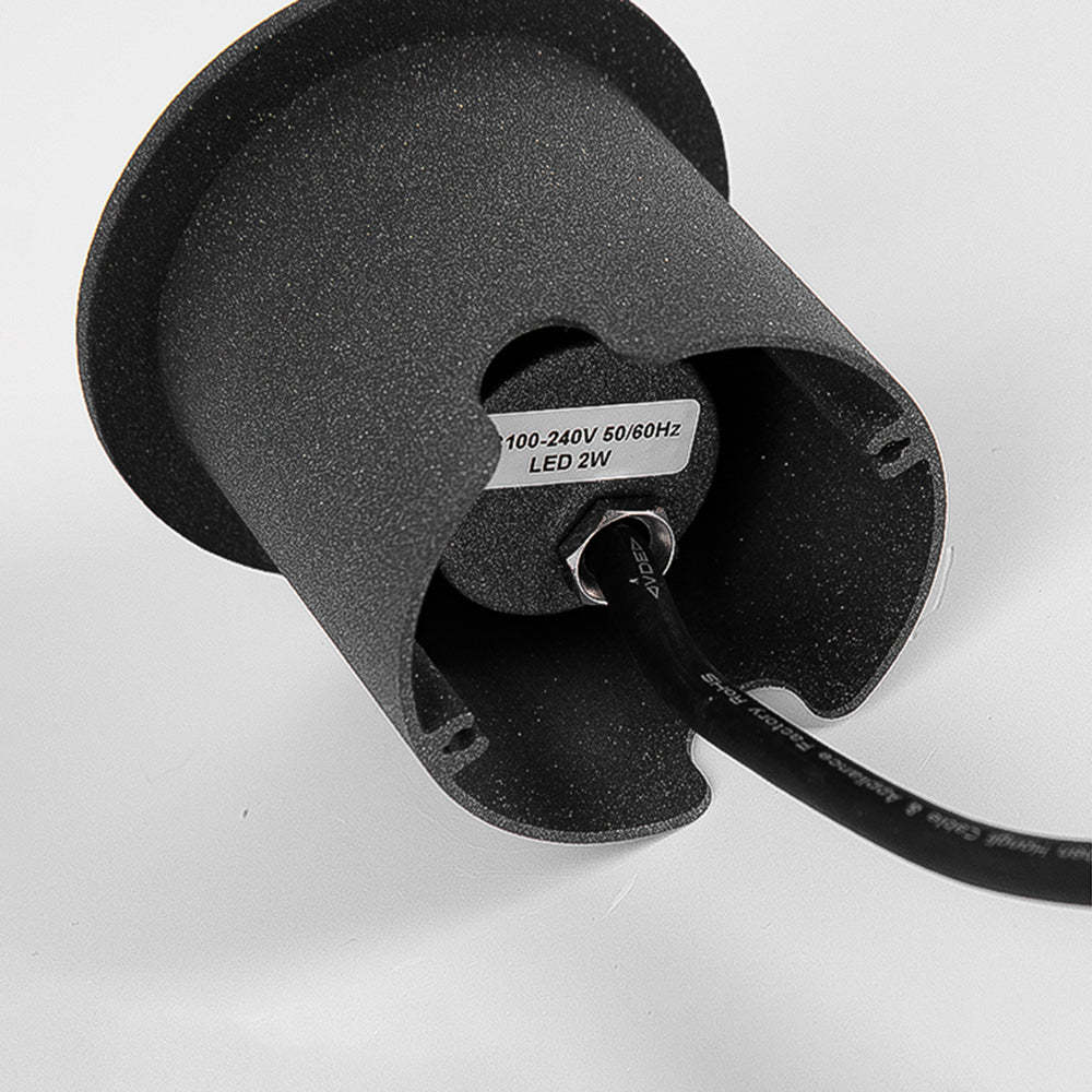 Pena Metal Outdoor Step Light - Wiring Detail