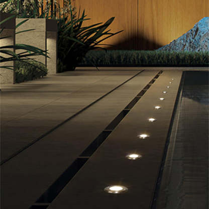 Modern outdoor step lighting by Las Sola