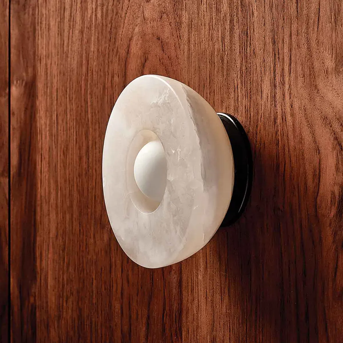 Elif Marble Wall Lamp close-up