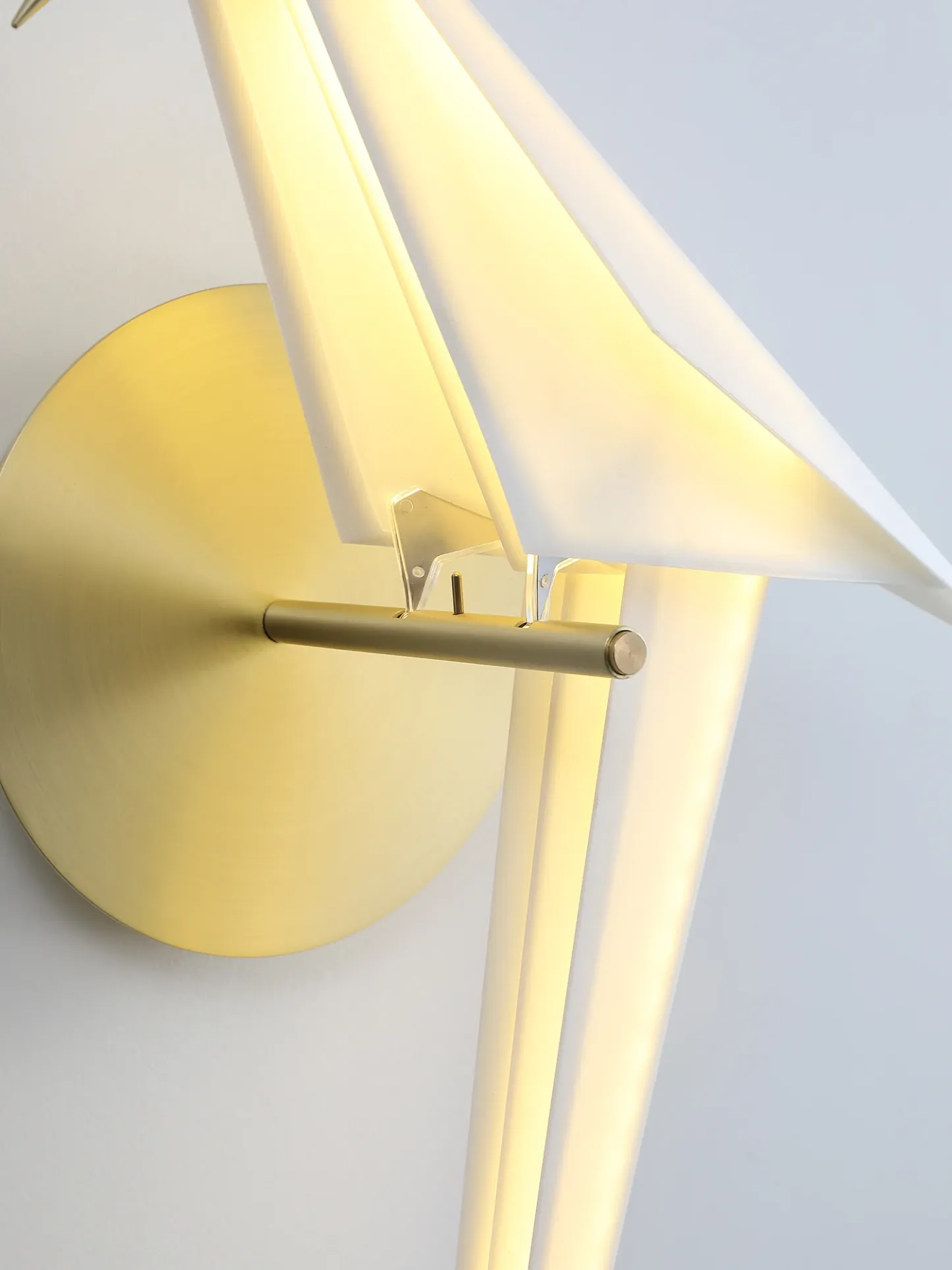 Orr Modern Unusual Bird PC Metal Wall Light Bedroom Study Living Room