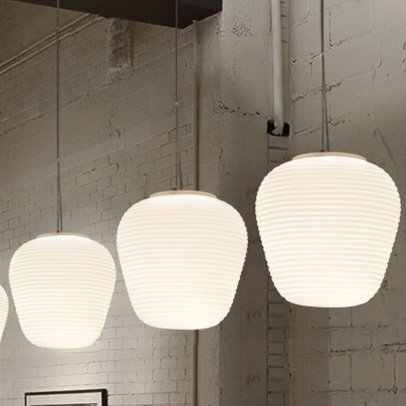 White glass Renée pendant lights hanging, Lassola