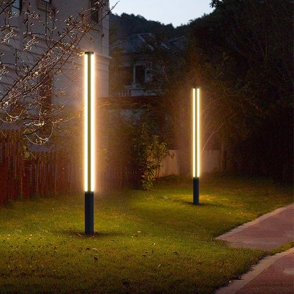 Outdoor pathway lighting with warm light