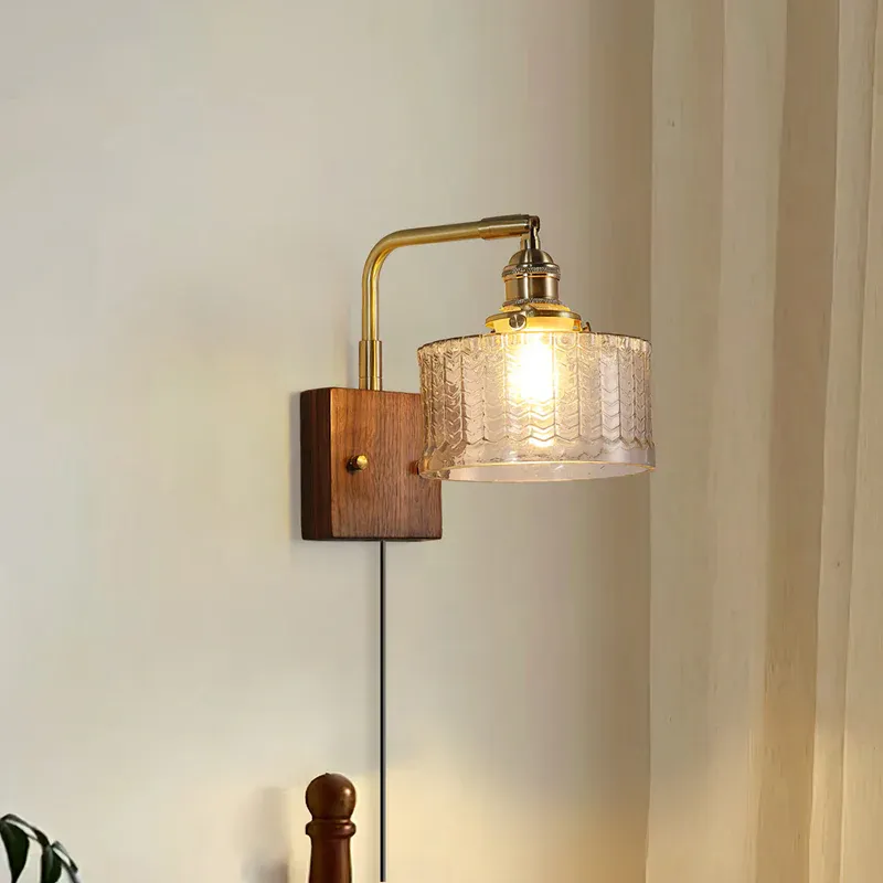 Hailie Emerald Glow Wall Lamp