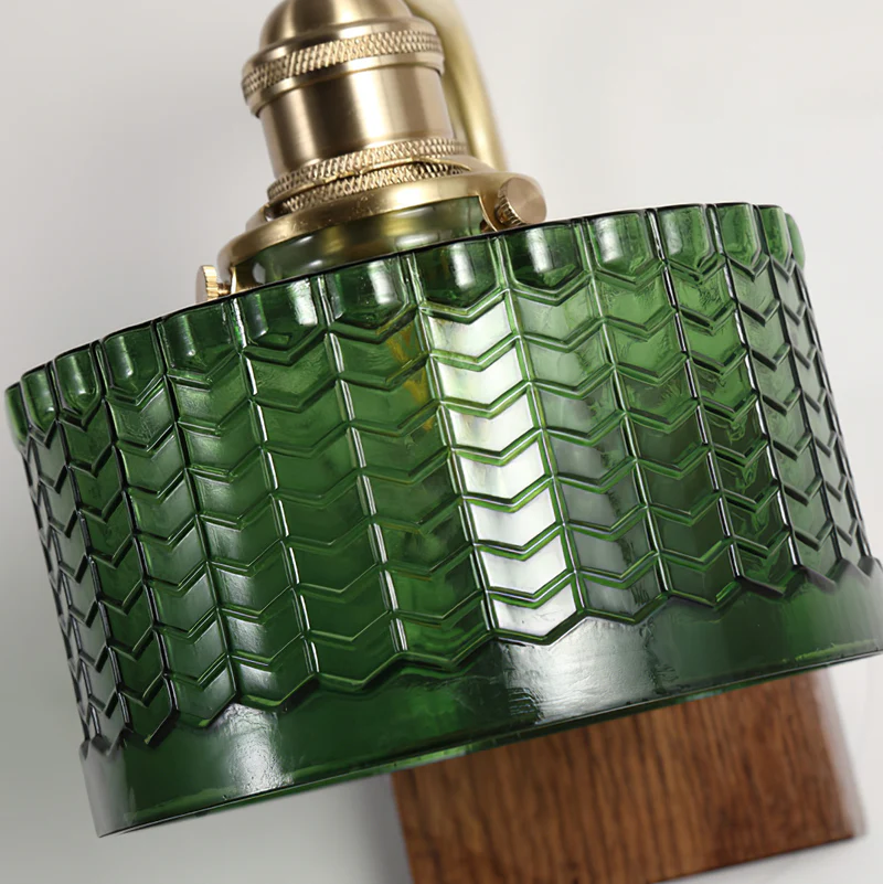 Hailie Emerald Glow Wall Lamp