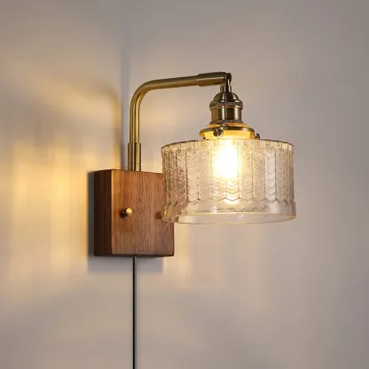 Hailie Emerald Glow Wall Lamp
