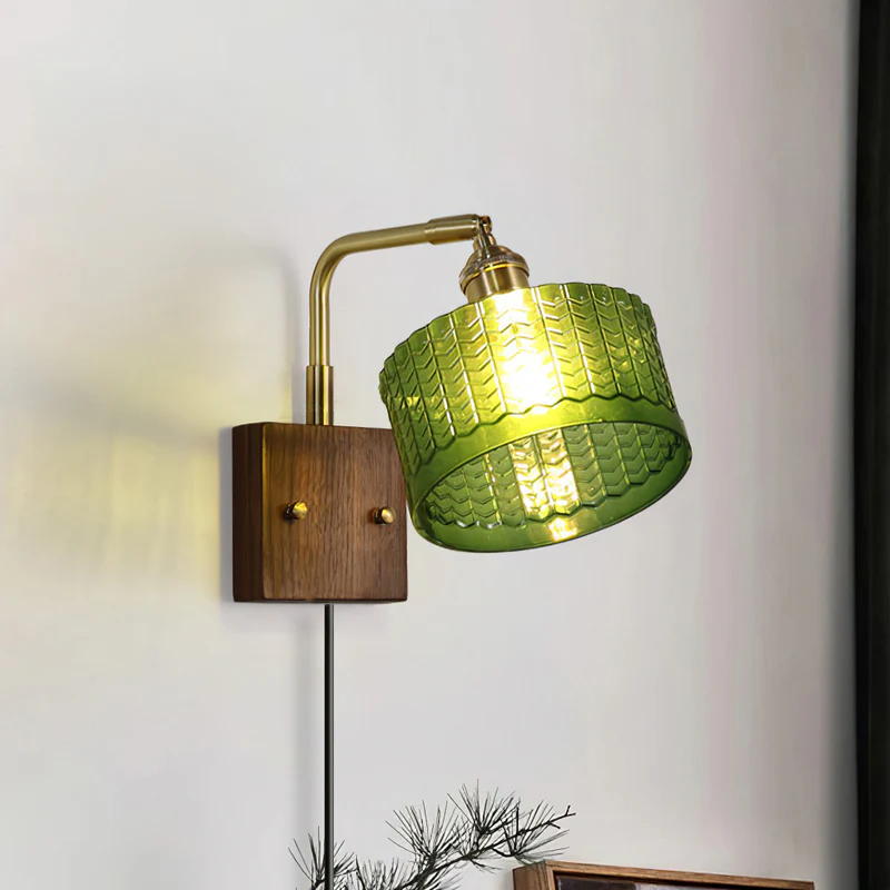 Hailie Emerald Glow Wall Lamp