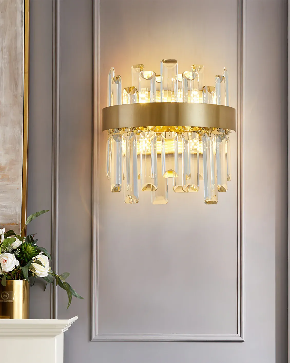 Herbert Crystal and Metal Wall Lamp, Bedroom/Dining Room Lighting