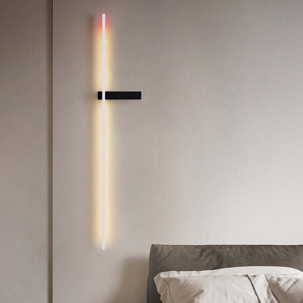 Minimalist Edge Wall Lamp in Bedroom