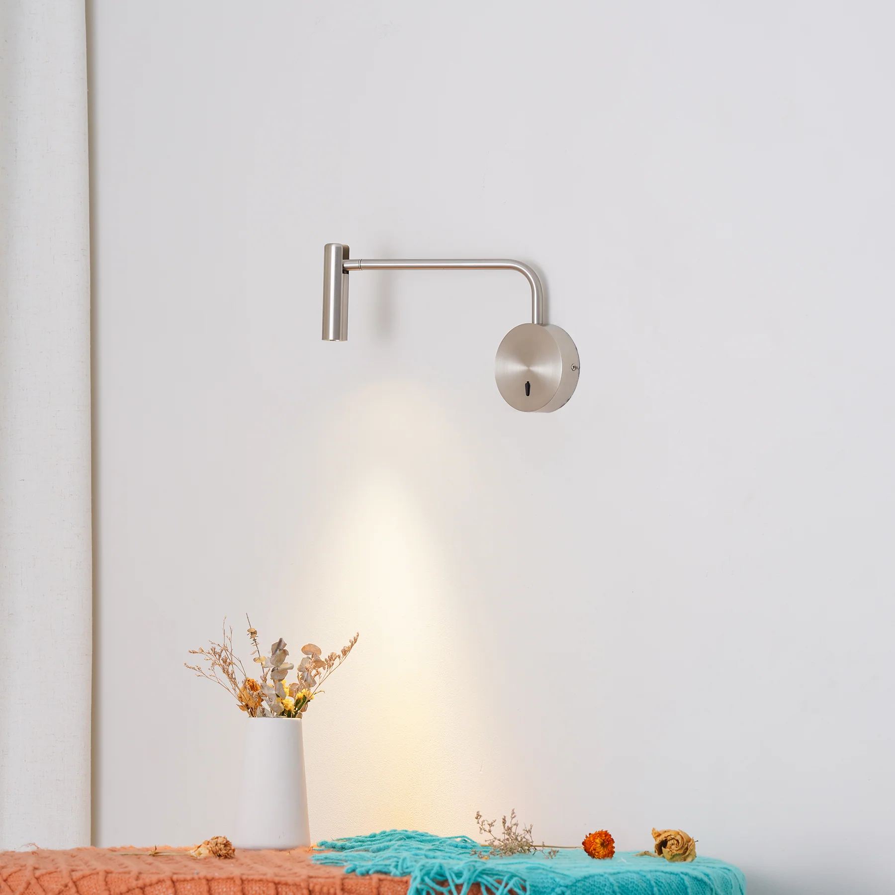 Orr Modern Minimalist LED Metal Wall Light Bedroom Study Room