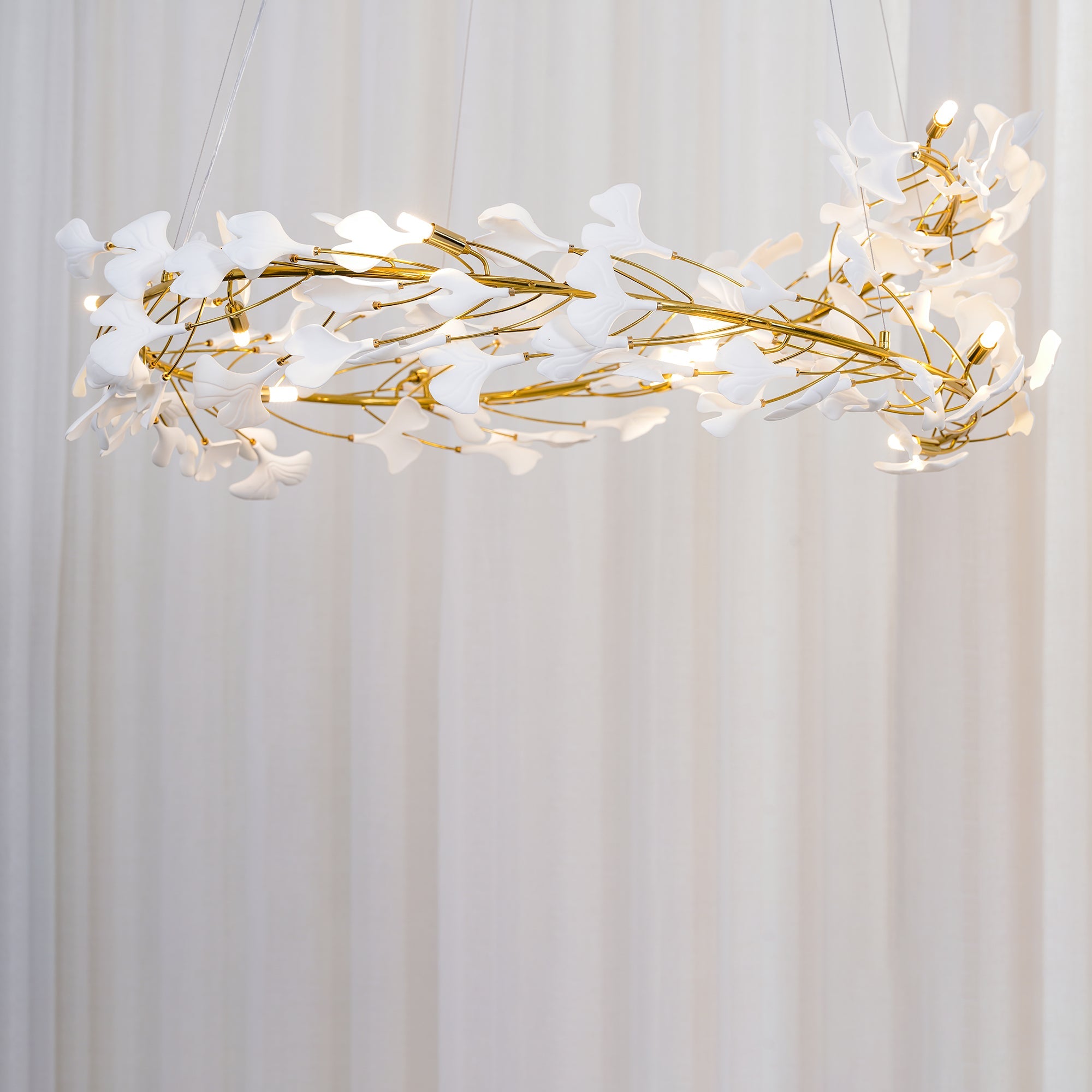 Olivia GinkLuxe Chandelier, Modern gold and white design