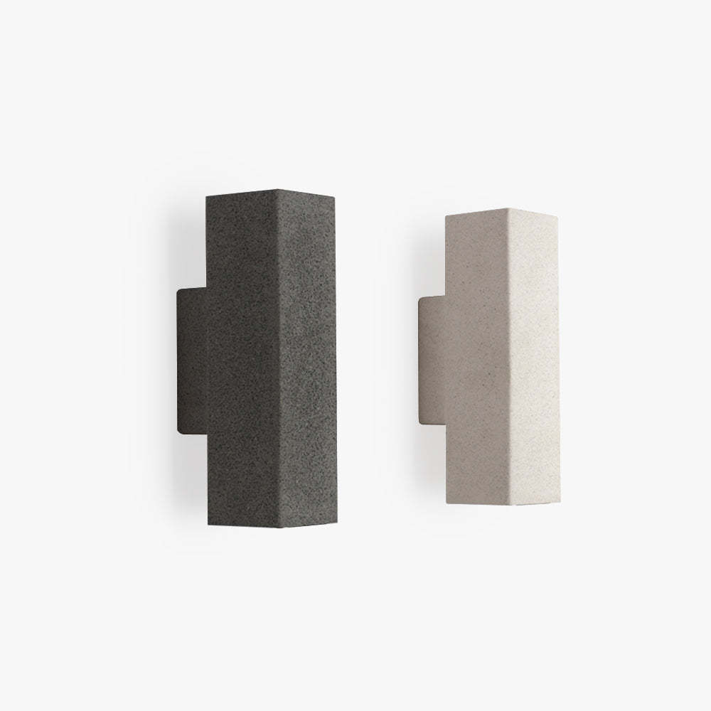 Orr minimalist square LED outdoor wall lamp.