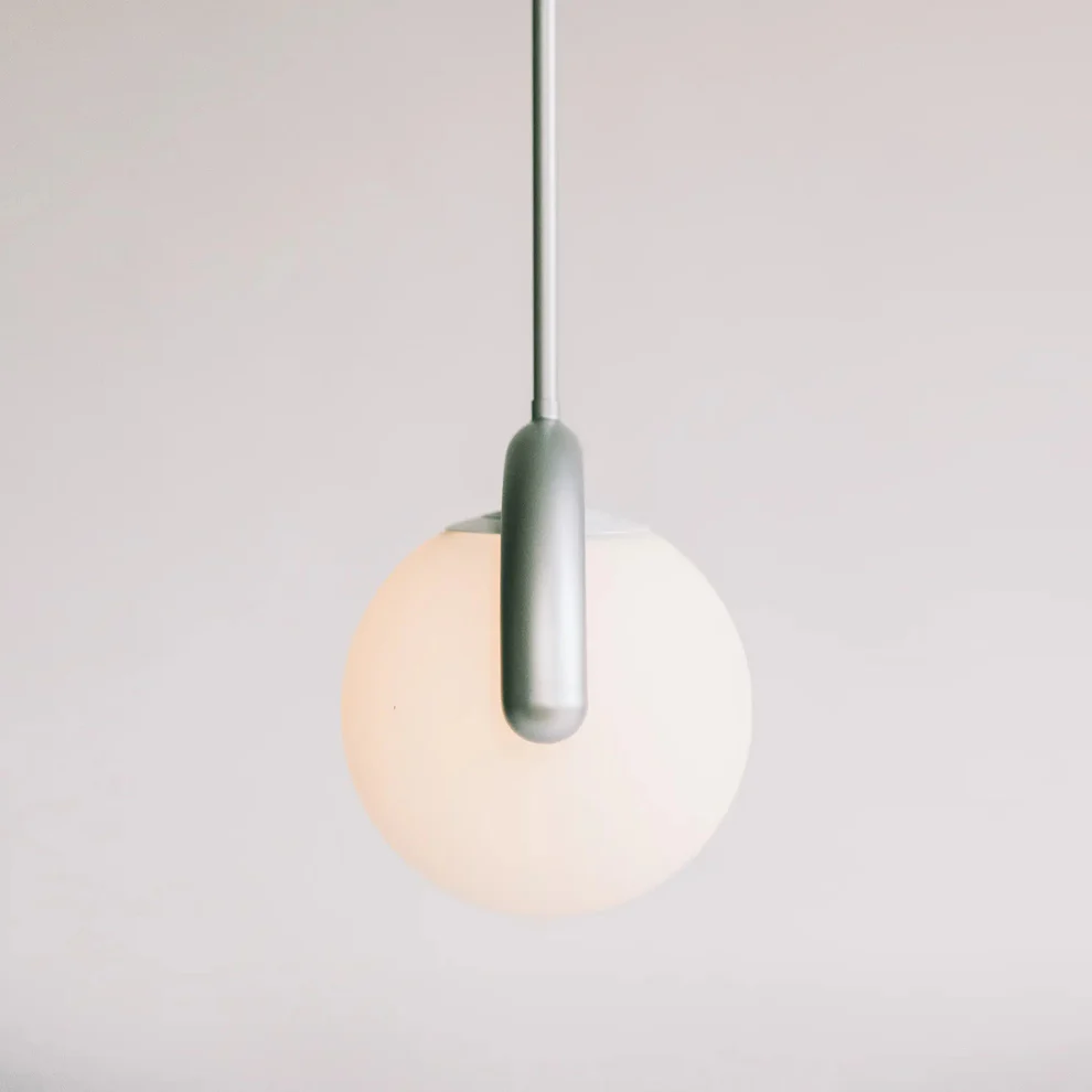 Valentina Linear Chandeliers