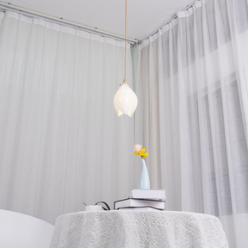 Alana Ceramic Flower Pendant Light over Table - Las Sola
