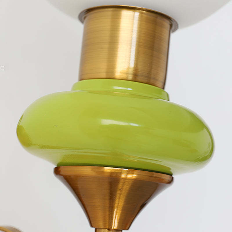 Valentina Wall Lamp: Green and Brass Detail