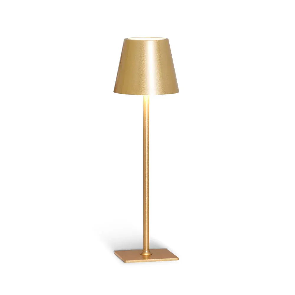Edge Minimalism Metal Home Table Lamp
