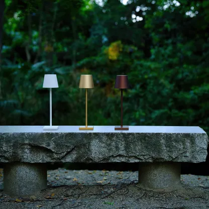 Edge Minimalism Metal Home Table Lamp