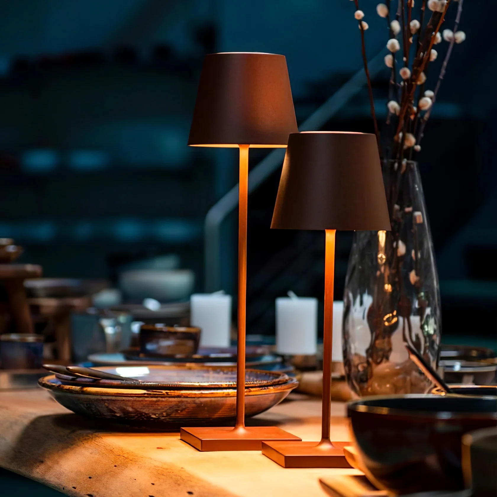 Edge Minimalism Metal Home Table Lamp
