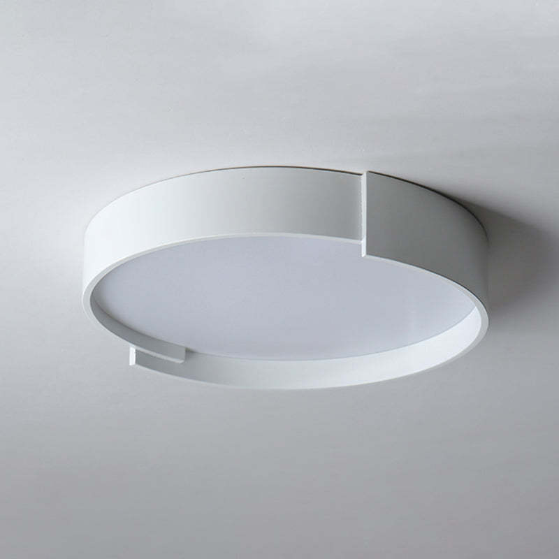 Quinn Modern Round Flush Mount Ceiling Light, white, double-layered design