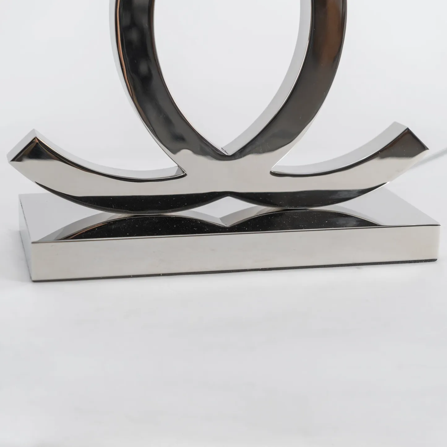 Edge Stainless Steel Indoor Table Lamp