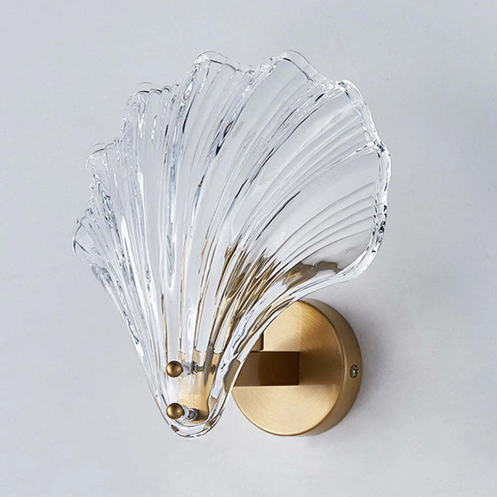Veta Fashion Wall Lamp - Shell-Shaped Glass and Metal