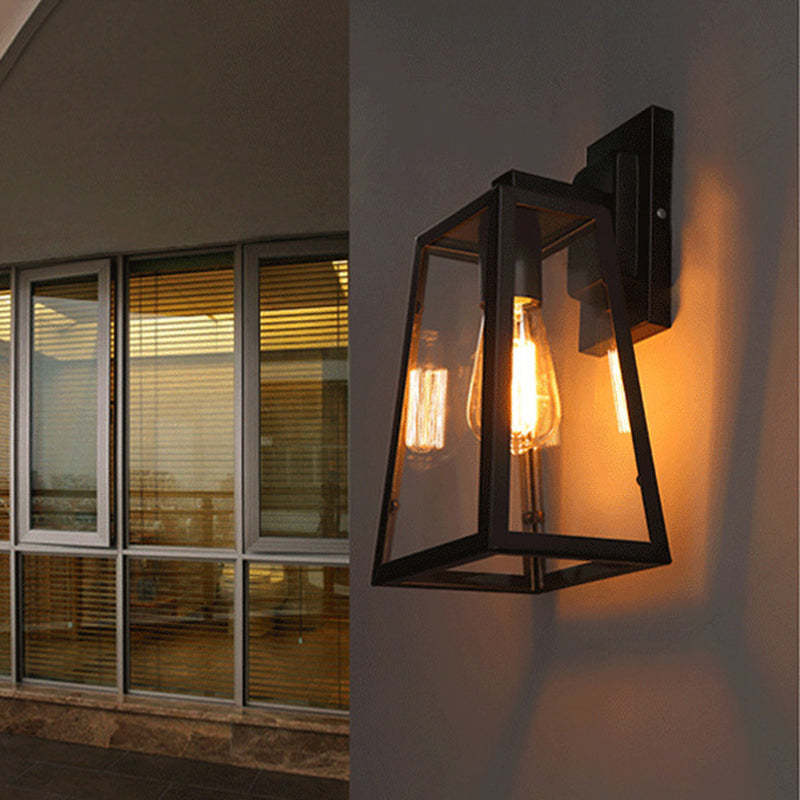 Alessio Retro Industrial Wall Lamp: Glass & Metal Fixture