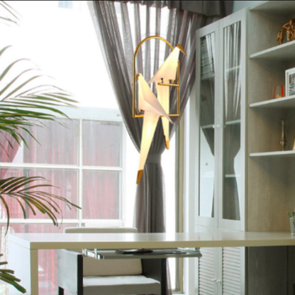 Origami bird pendant lighting, modern Nordic design.