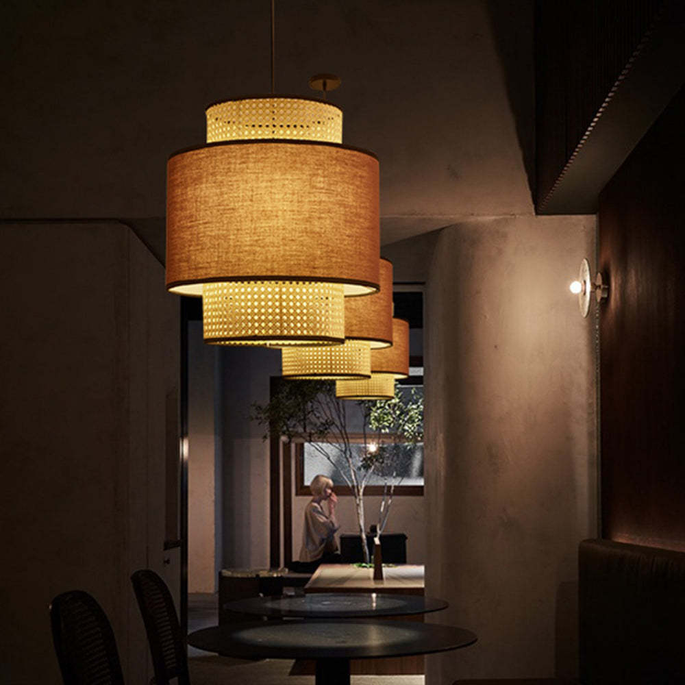 Ritta Retro Pendant Lights illuminating a dining area, Lassola lighting