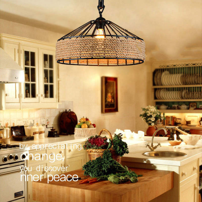 Rope pendant light in rustic kitchen | Las Sola