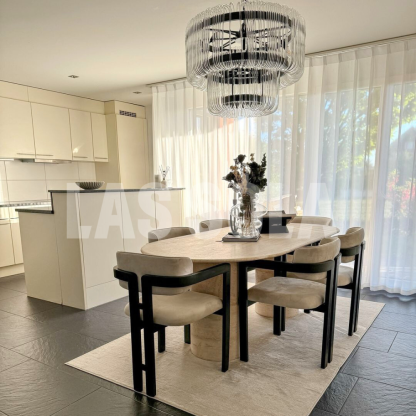 Marilyn Chandelier in Modern Dining Room