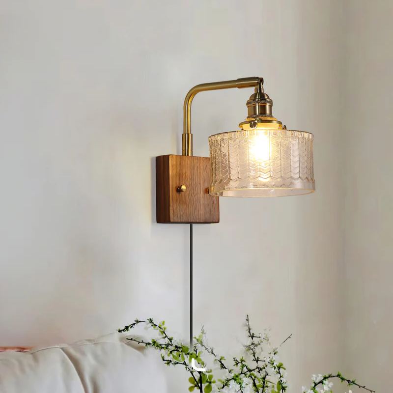 Hailie Emerald Glow Wall Lamp