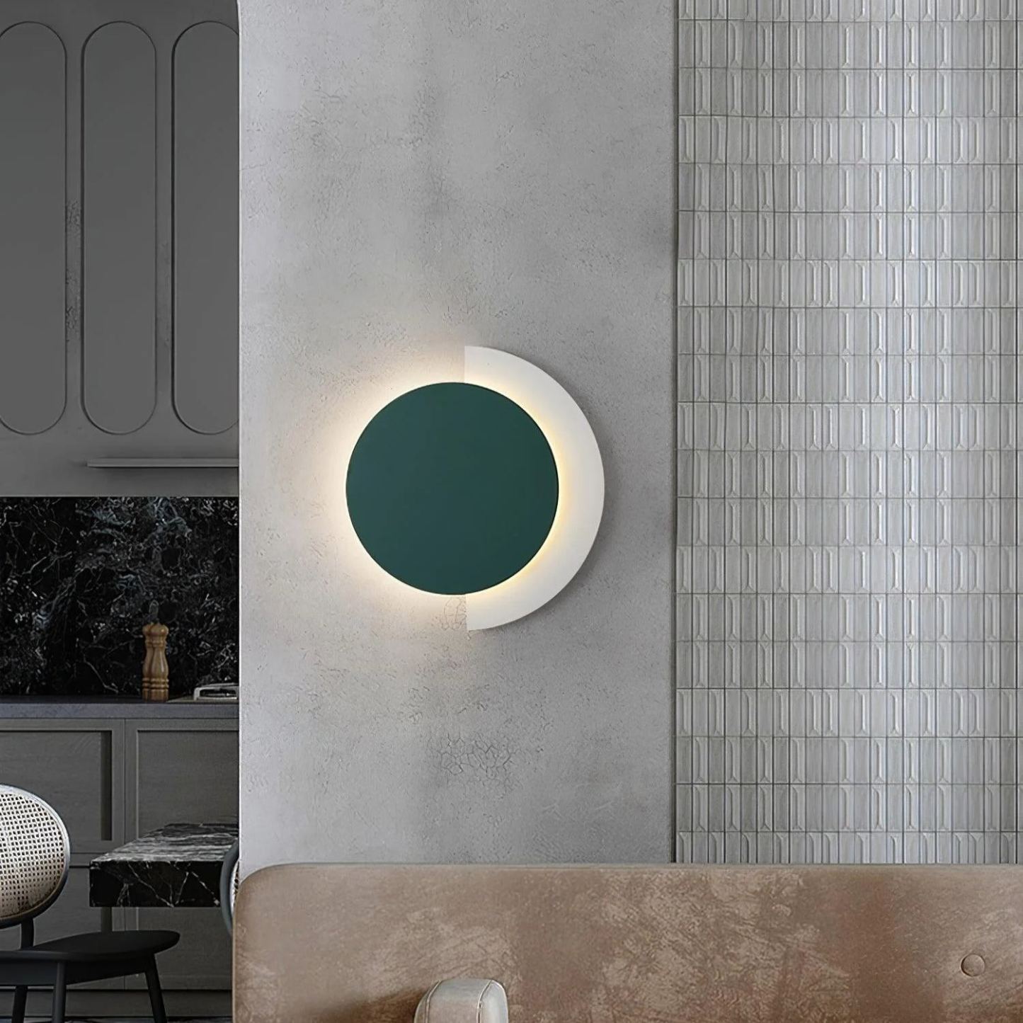 Edge Minimalism Rounded Acrylic Metal Wall Lamp Dining Room Bedroom