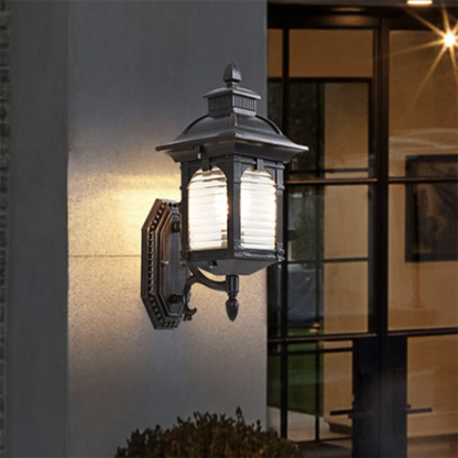 Vintage Outdoor Wall Lamp - Brady Style Lighting