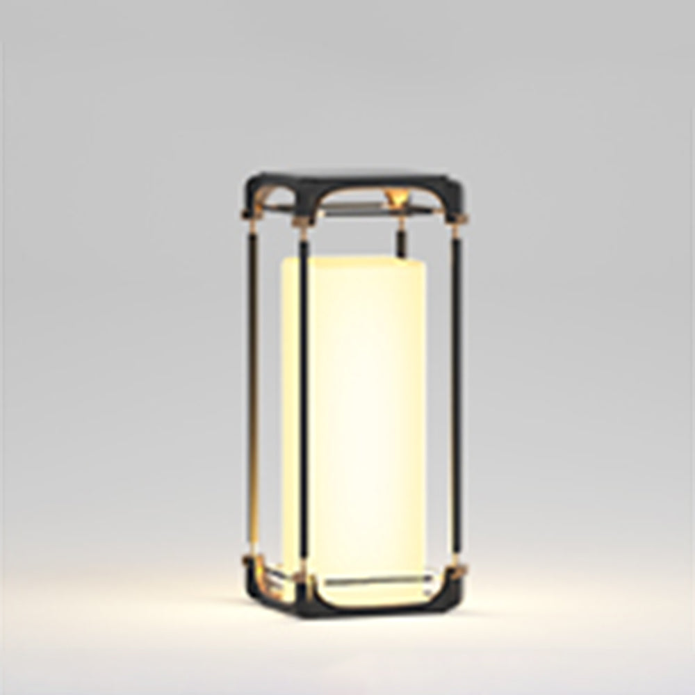 Las Sola Orr Cuboid Outdoor Lamp: modern patio lighting.