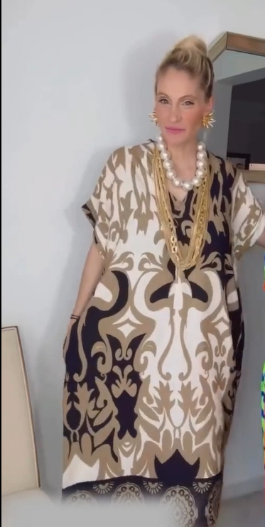 V-neck simple printed casual dress