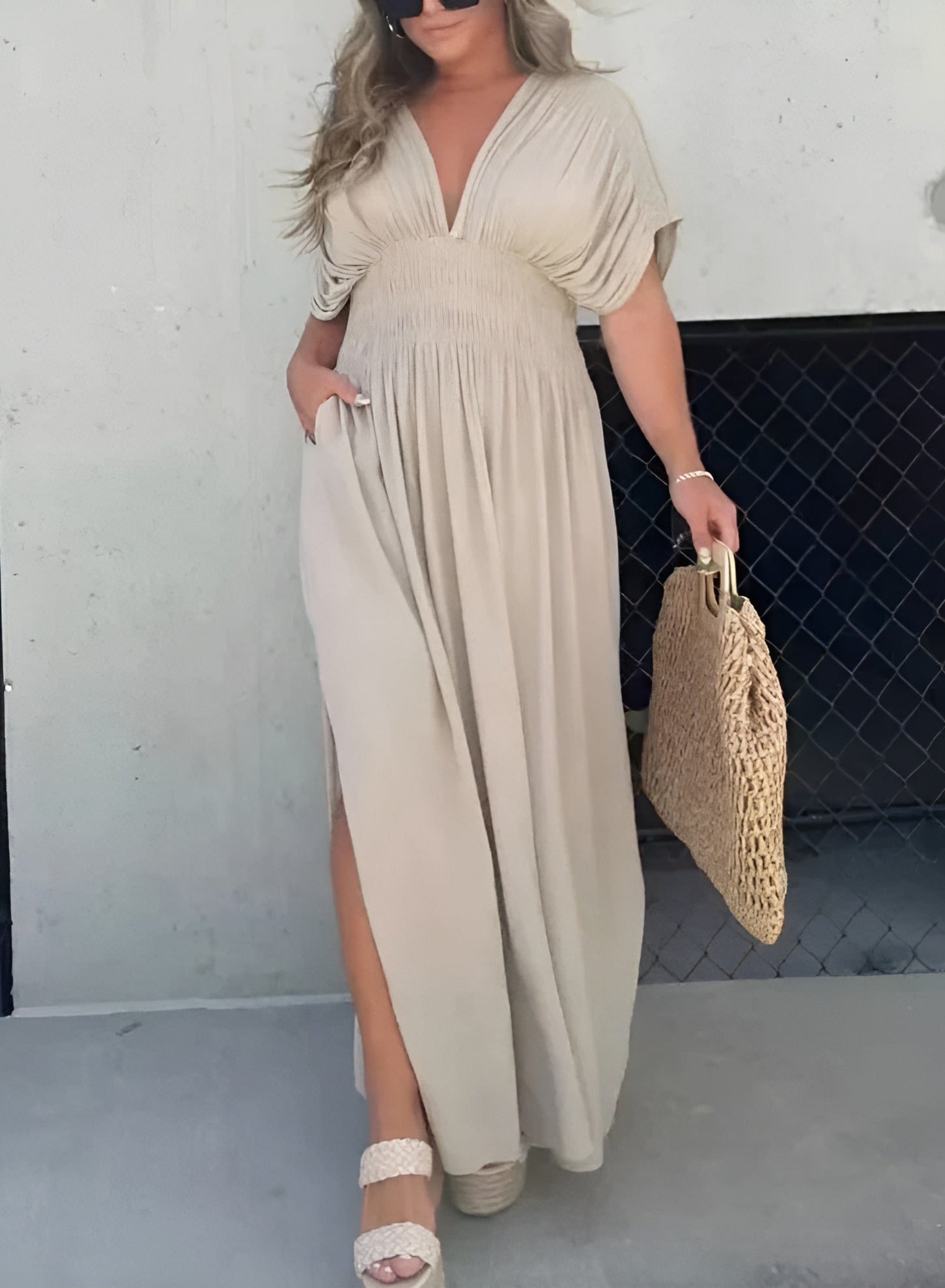  V-neck Maxi dress