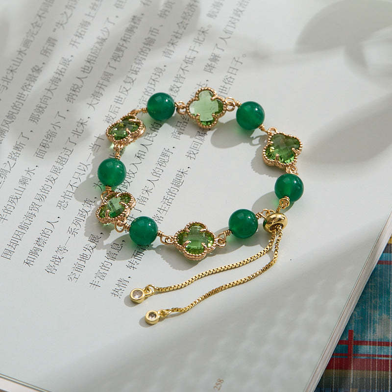 Four-Leaf Clover Agate Bracelet
