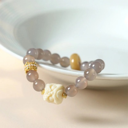 Amber Gray Agate Ivory Confidence Bracelet