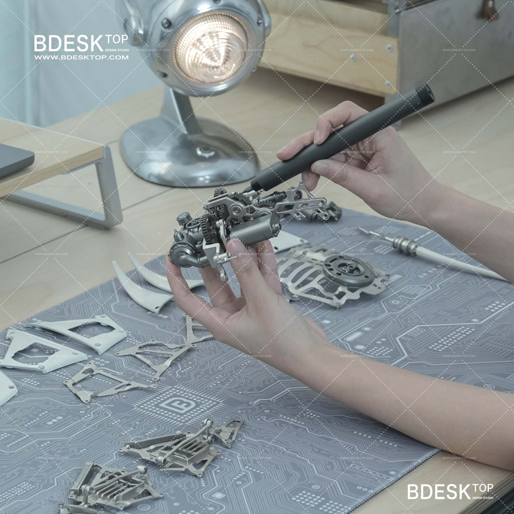 Dynamic Metal Model - 3D Metal Puzzle