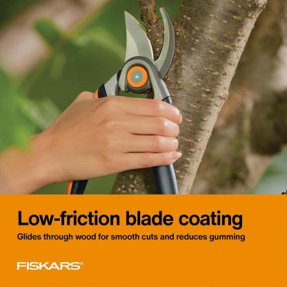 Fiskars Bypass Pruning Shears, 5/8-Inch Cut Capacity Garden Clippers, Gardening Scissors with Sharp, Rust Resistant Steel Blade