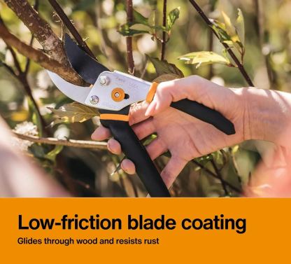 Fiskars Bypass Pruning Shears, 5/8-Inch Cut Capacity Garden Clippers, Gardening Scissors with Sharp, Rust Resistant Steel Blade